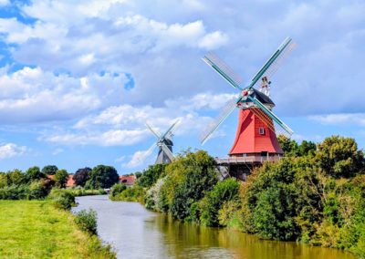 Zwillingsmuehlen 2 Greetsiel 1